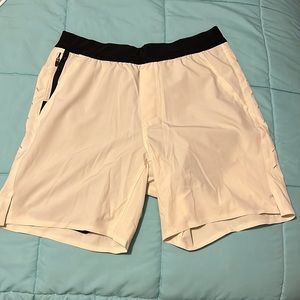 Ten Thousand Interval Shorts 7 inch size Large
